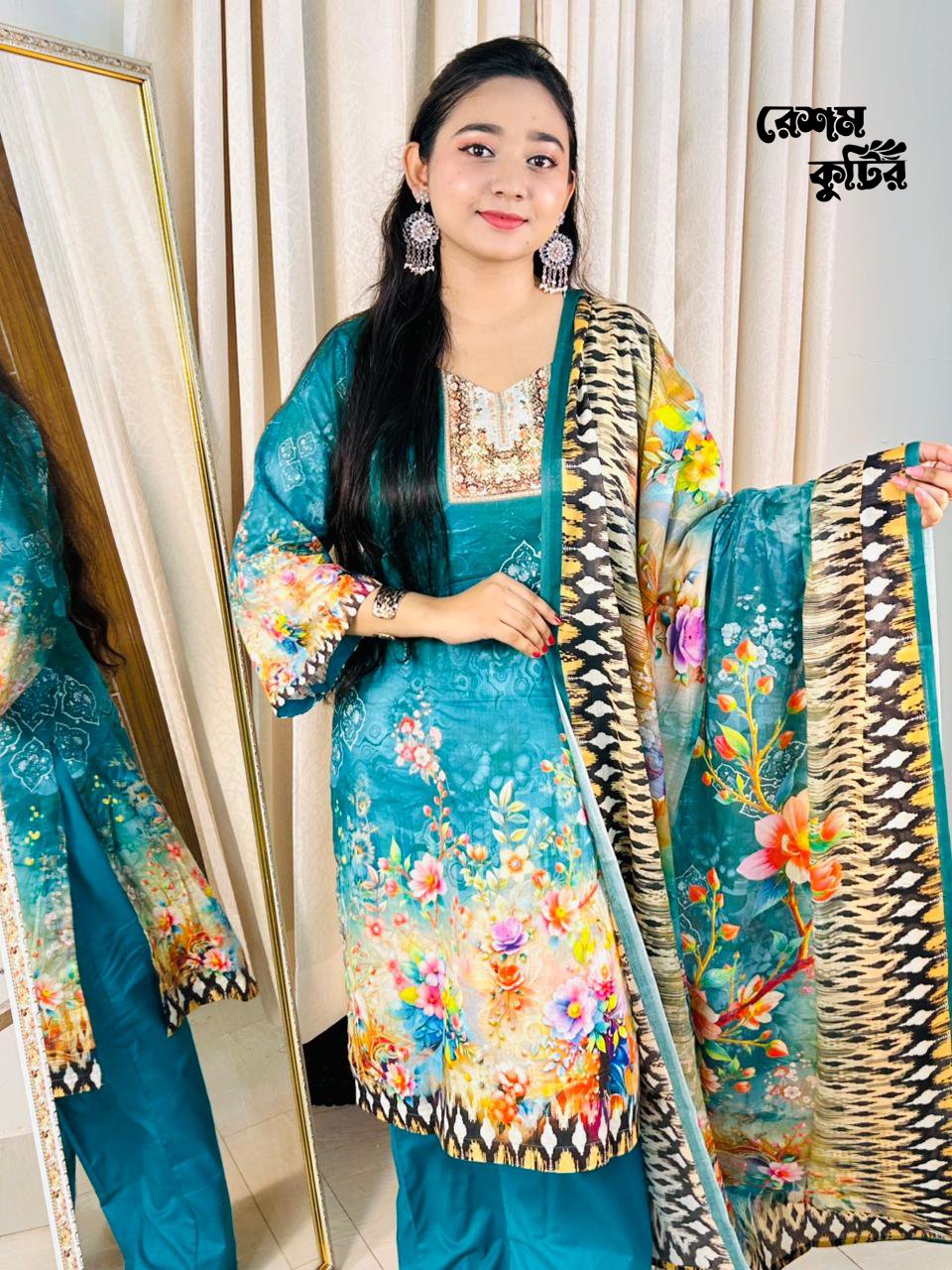 Premium quality digital printed lawn three-piece